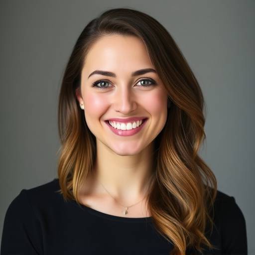 Headshot of Isabella Rossi, a musical theatre performer and vocal coach.